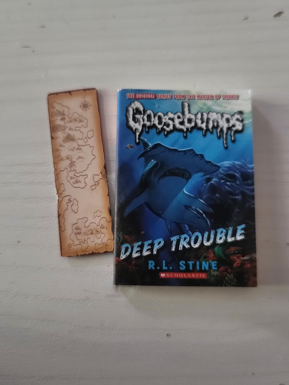 Zuru Mini Brands Book - Goosebumps Deep Trouble by R.L. Stine -